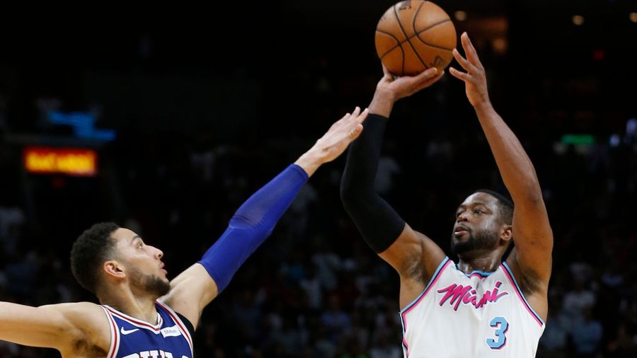 Dwyane Wade Hits Game-Winner While Paying Tribute To Parkland Student