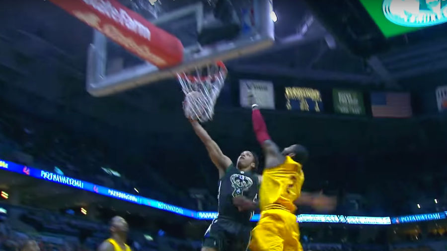 Malcolm Brogdon Is Feeling Himself And Dunking On Everyone