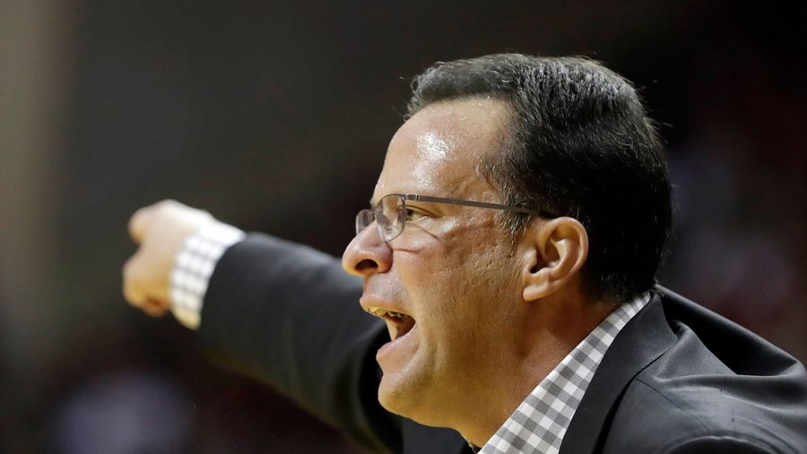Tom Crean Loses His Shit After Players Attempt Last-Second Alley-Oop