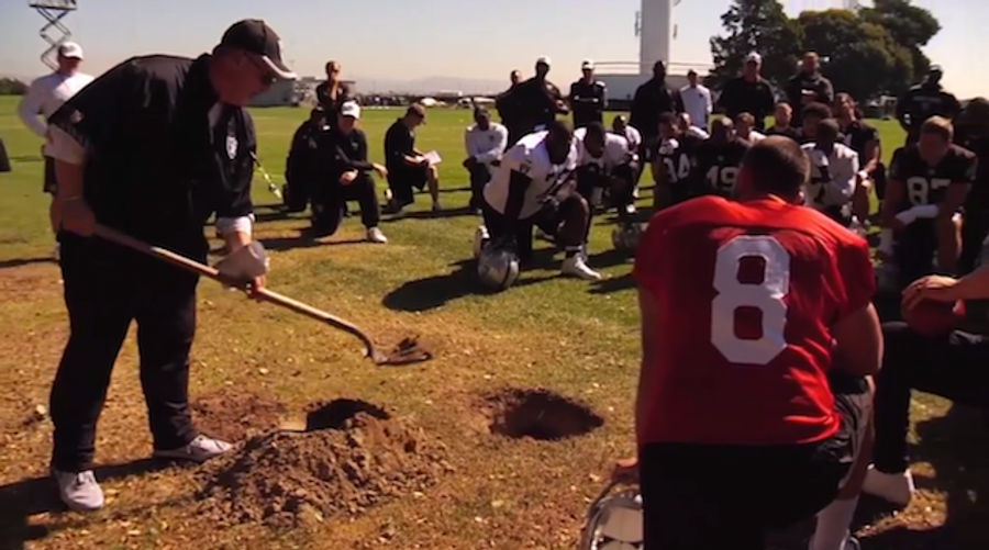 Football Coaches' Motivational Gimmicks Have Never Not Been Lame