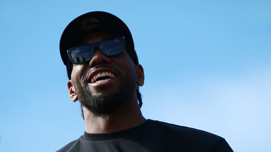 KawhiWatch: Kawhi Leonard Toying With Entire City Of Los Angeles