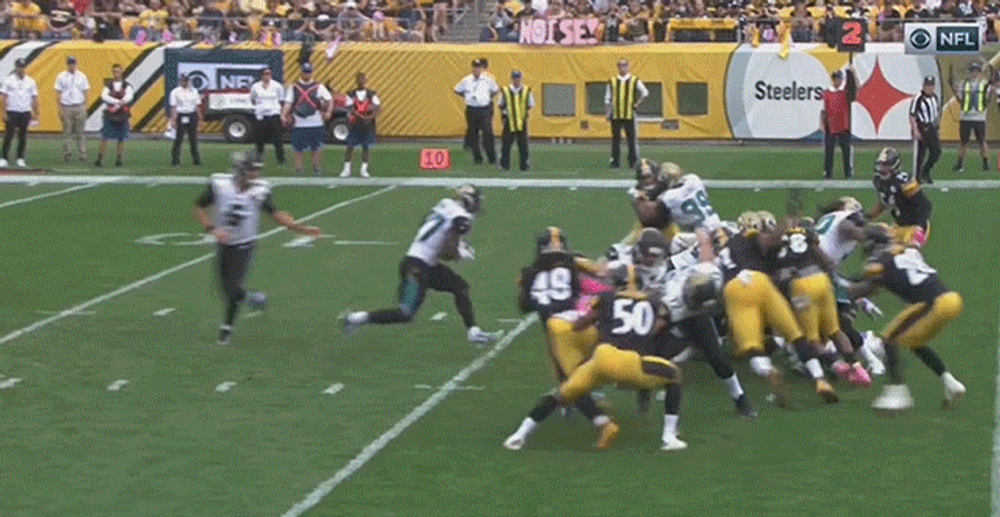 Leonard Fournette Flies Over The Pile From The Four-Yard Line