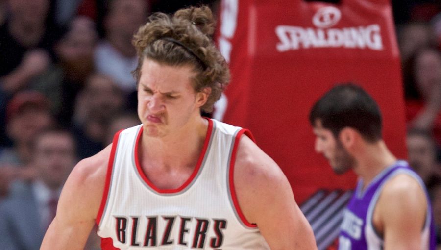 That&#39;s Not Meyers Leonard&#39;s Name, Bulls PA Guy