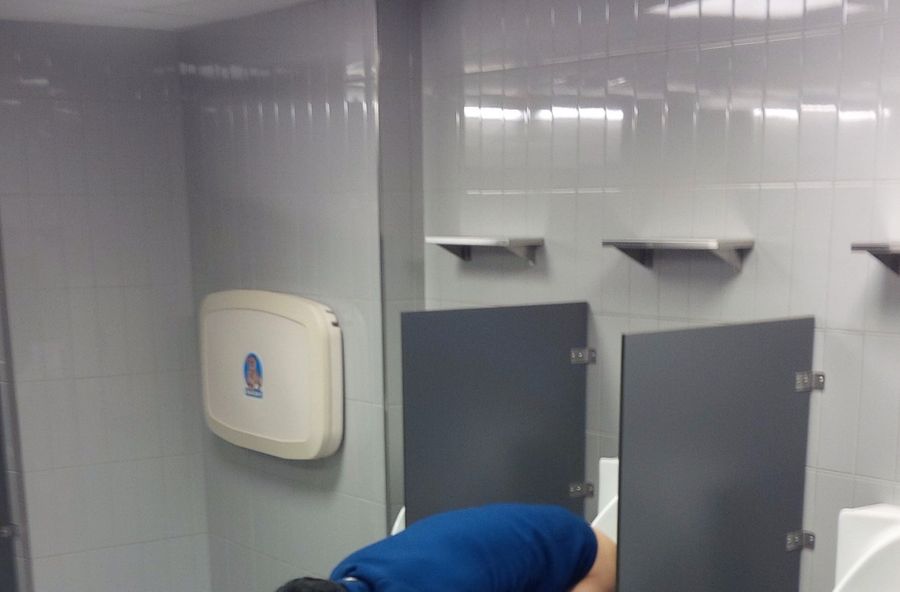 World's Saddest Nets Fan Shits Into Urinal While Vomiting (NSFW)