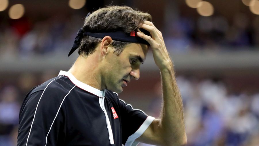 Old And Broken-Down Roger Federer Still Refused To Retire From A Match For The First Time