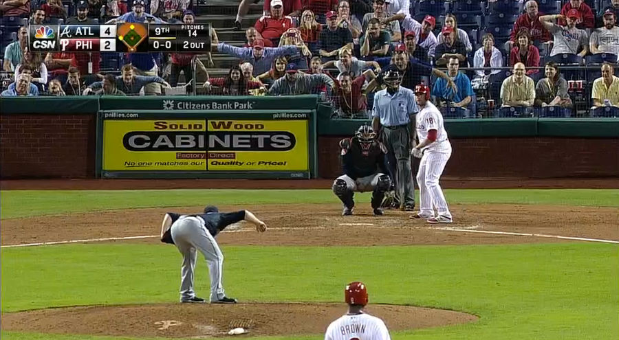 Phillies Fans Mimic Craig Kimbrel&#39;s Stance To Mess With Him