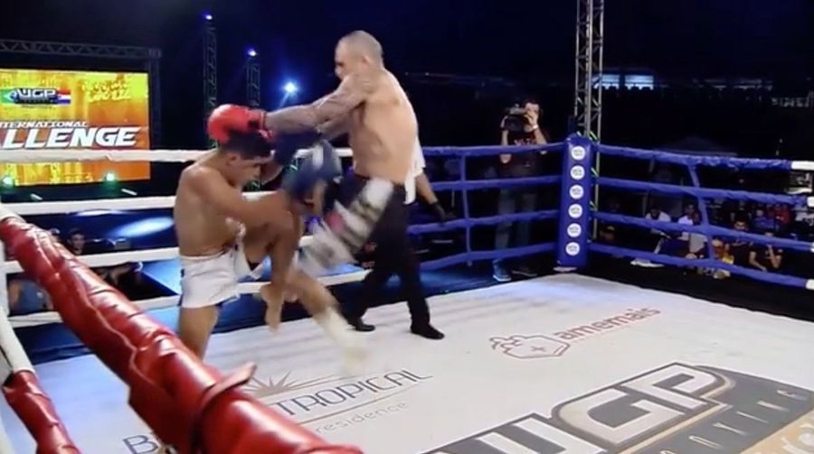 Kickboxer Who May Actually Be Captain Falcon Ends Fight With Flying Knee Strike