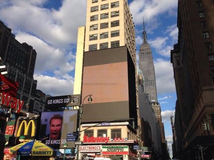 L.A. Kings Put Will Ferrell "Go Kings Go" Video Sign Outside MSG