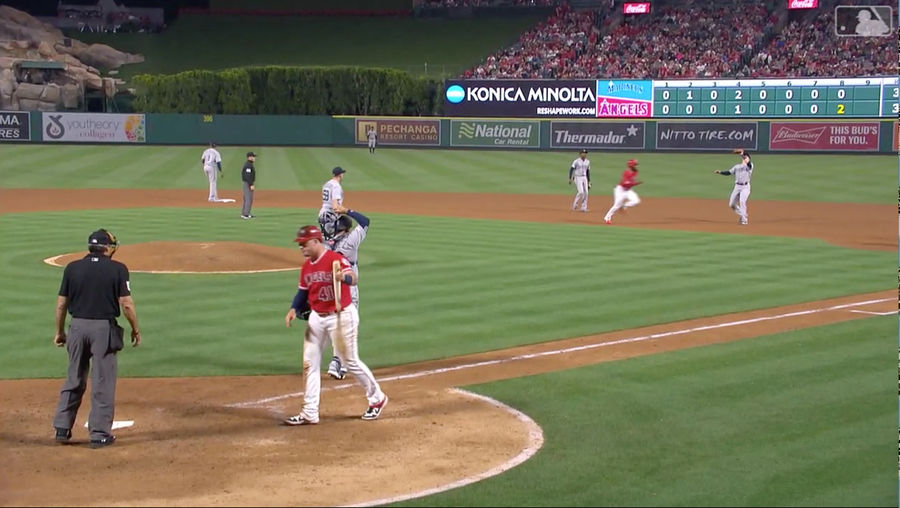Angels' Justin Bour Gave Up An Embarrassing Double-Play Because Of A Massive Brain Fart