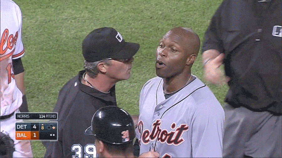 Umpire Taps Torii Hunter In The Face After Benches Clear