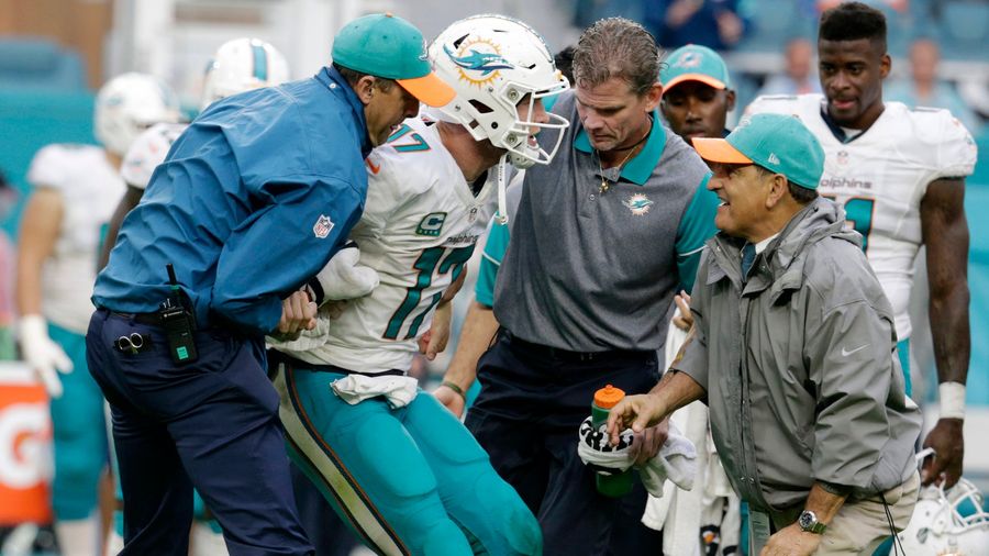 Report: Ryan Tannehill Might Need Season-Ending Knee Surgery