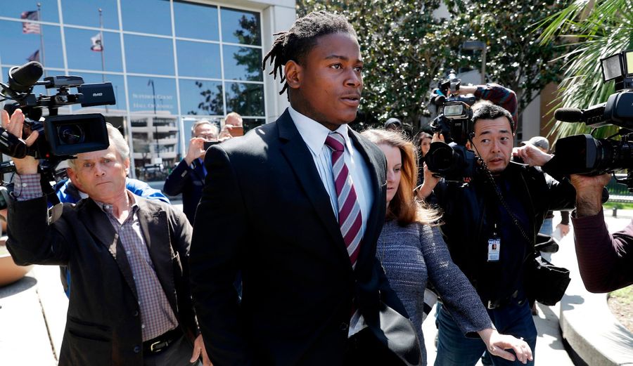Police Report: Reuben Foster Broke Two Of Girlfriend&#39;s Cell Phones, Threw Her Dog Across The Room