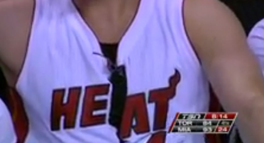 Josh McRoberts Got Mad And Ripped His Jersey Like Hulk Hogan