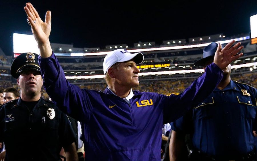 Report: LSU Came Close To Replacing Les Miles With Jimbo Fisher