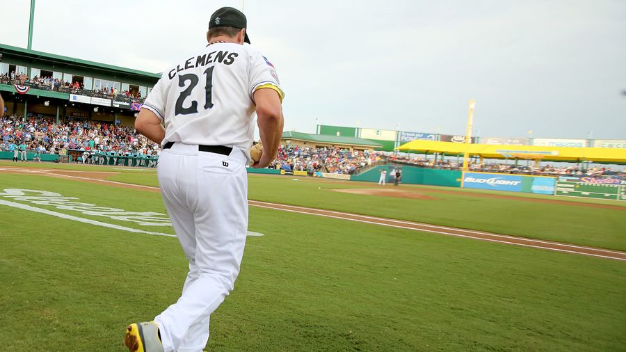 As COVID Spikes in Texas, Sugar Land Skeeters Will Open with Fans in the Stands