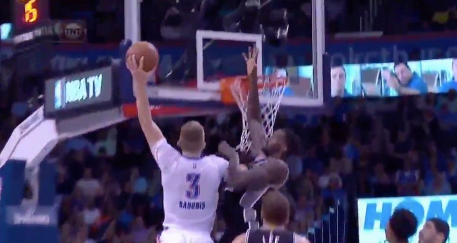 Domantas Sabonis Dunks On Dewayne Dedmon, Yells In His Face<em></em>