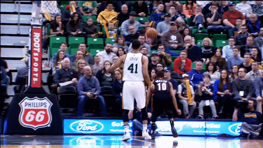 Tim Frazier&#39;s Desperation Assist To Noah Vonleh Is Incredible