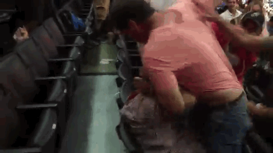 Old Clippers Fan Mauls Young Clippers Fan In Brawl During Game