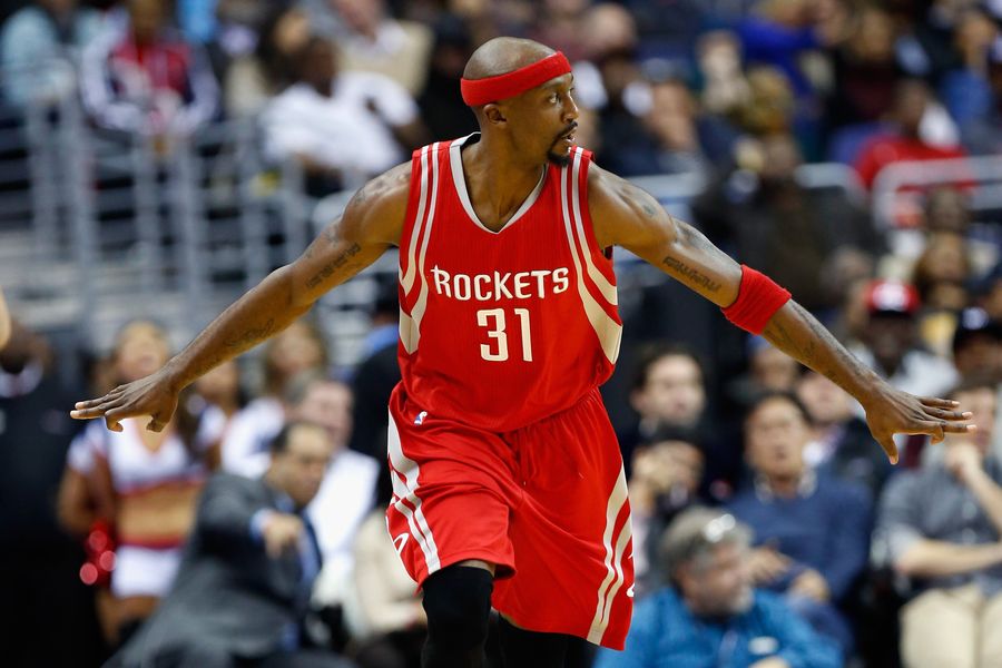 DeMarcus Cousins's Manager Ejected For Swiping At Jason Terry