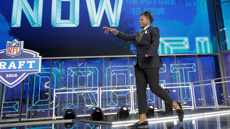 One-Handed Linebacker Shaquem Griffin Drafted By The Seahawks, Who Employ His Twin Brother