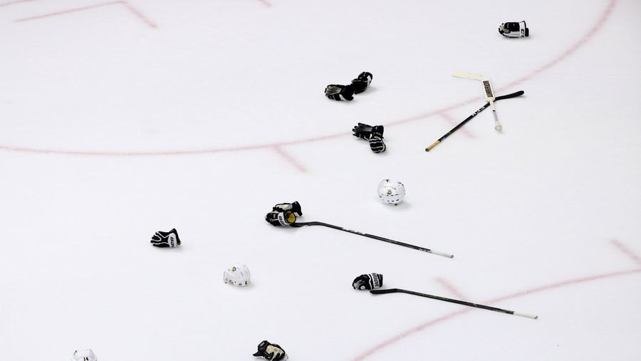 Self-Proclaimed Lotto Winner Yet To Pay $7.5 Million He Promised To Junior Hockey Team