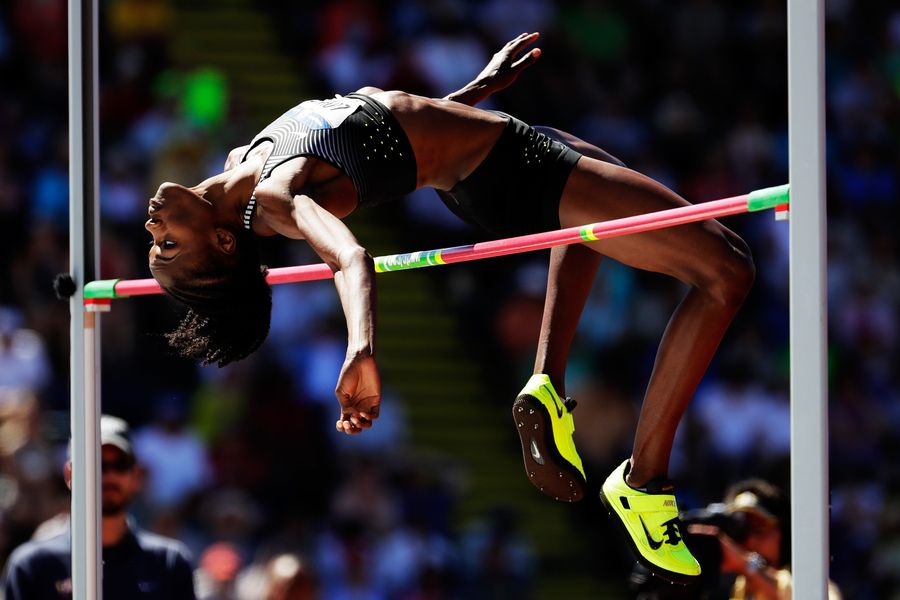 Chaunté Lowe Demonstrates The High Art Of Balance