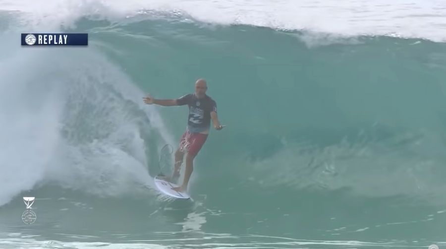 Kelly Slater Pulled Off A Miraculous Mid-Wave Recovery After Falling Off His Board