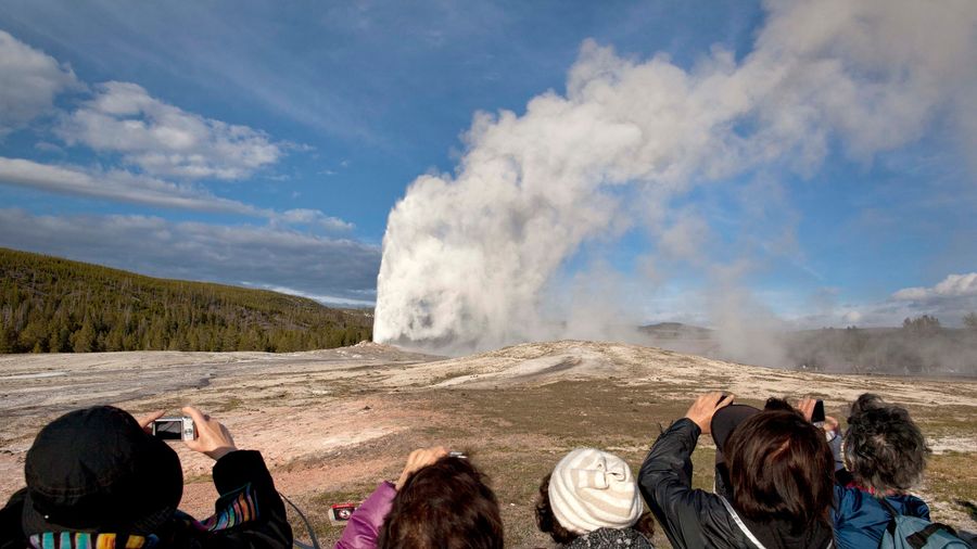 A Simple Guide To Staying Alive In The National Parks