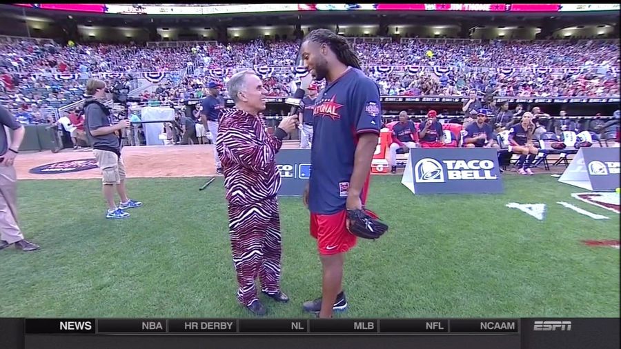 This Is Tim Kurkjian Wearing A Suit Of Zubaz