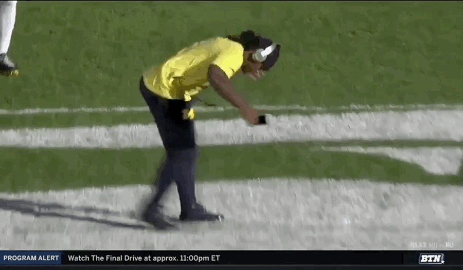 Devin Bush Jr. Takes His Hatred Of Michigan State Out On Midfield Spartan Logo After Pregame Scuffle