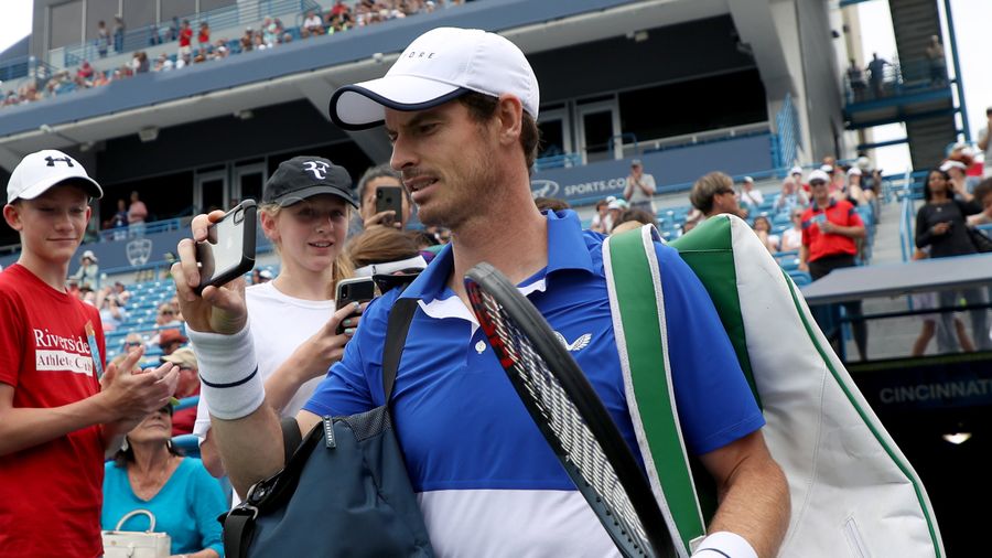 CNN Wonders If Smartphones Are Why The Tennis Youth Can&#39;t Beat Roger Federer