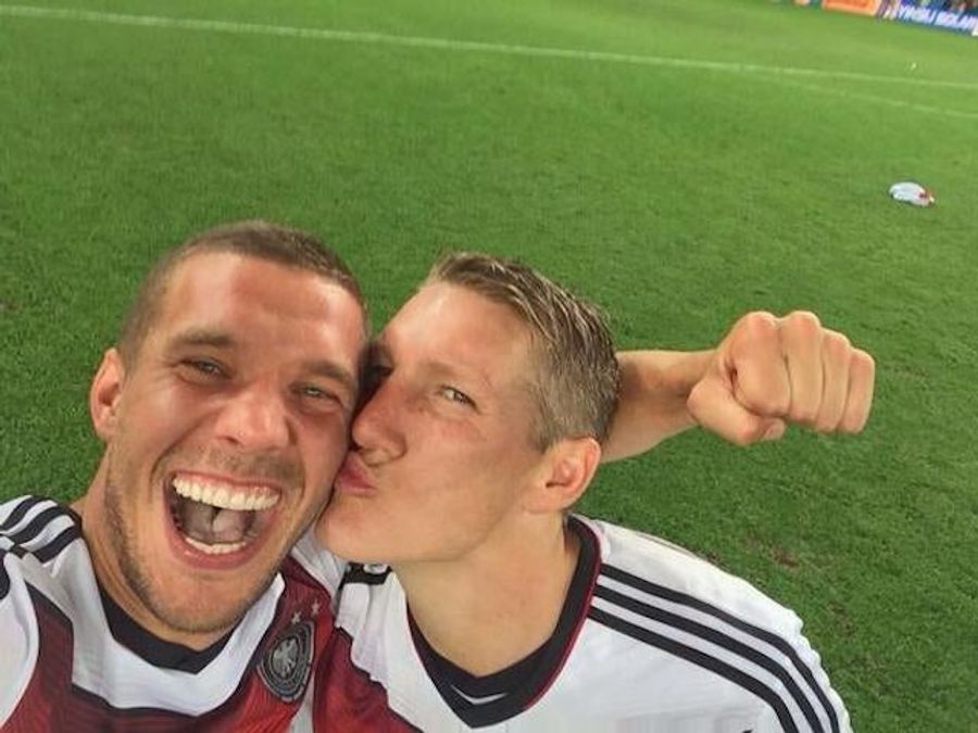 World Cup Champions Take Selfie On The Pitch Right After Their Match