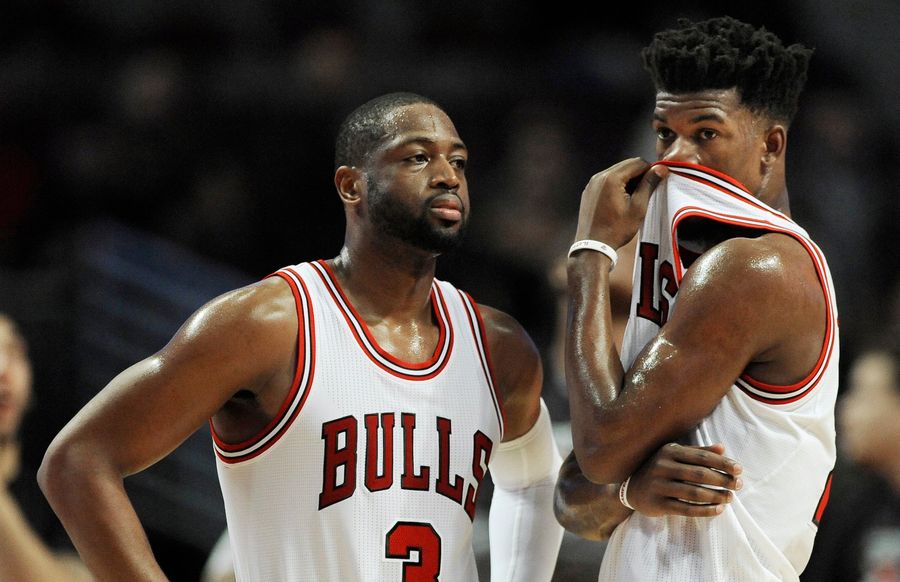 Dwyane Wade Asks Jimmy Butler To Kindly Wipe His Drool Off Gabrielle Union&#39;s Instagram Photos<em></em>