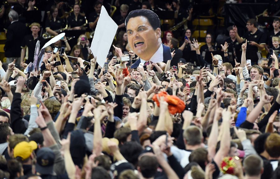 Arizona Coach Sean Miller On Court Storming: Someone&#39;s Going To Punch A Fan