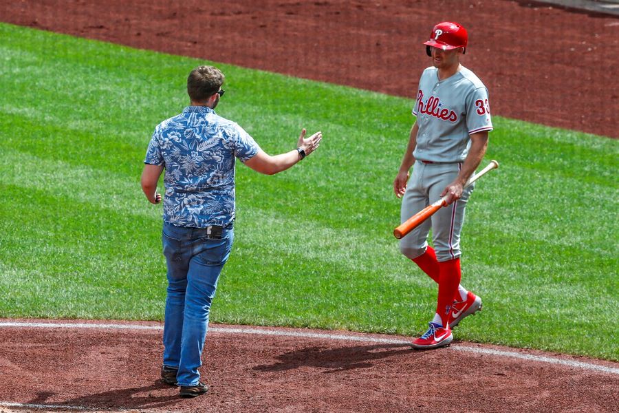Nonchalant Idiot On The Field Arrested For Picking Inopportune Time To Say Hello To Phillies' Brad Miller