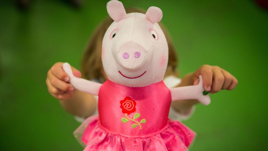 <i>Peppa Pig</i> Bumps Bellator 206 Main Event In The U.K., Enraging British Fight Fans