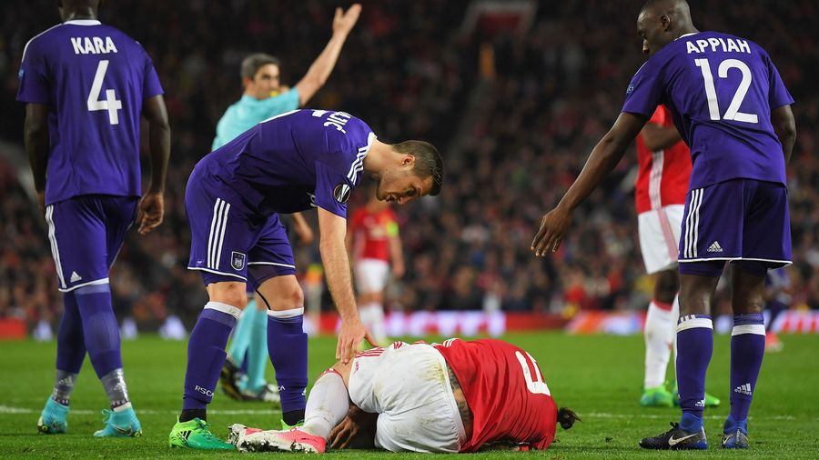 Report: Knee Injury Will Keep Zlatan Ibrahimović Out For Rest Of Season