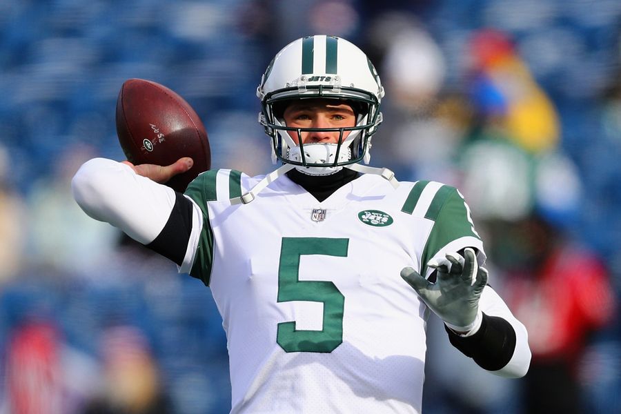New Spring Football League Holds QB Draft, Remembers Some Guys
