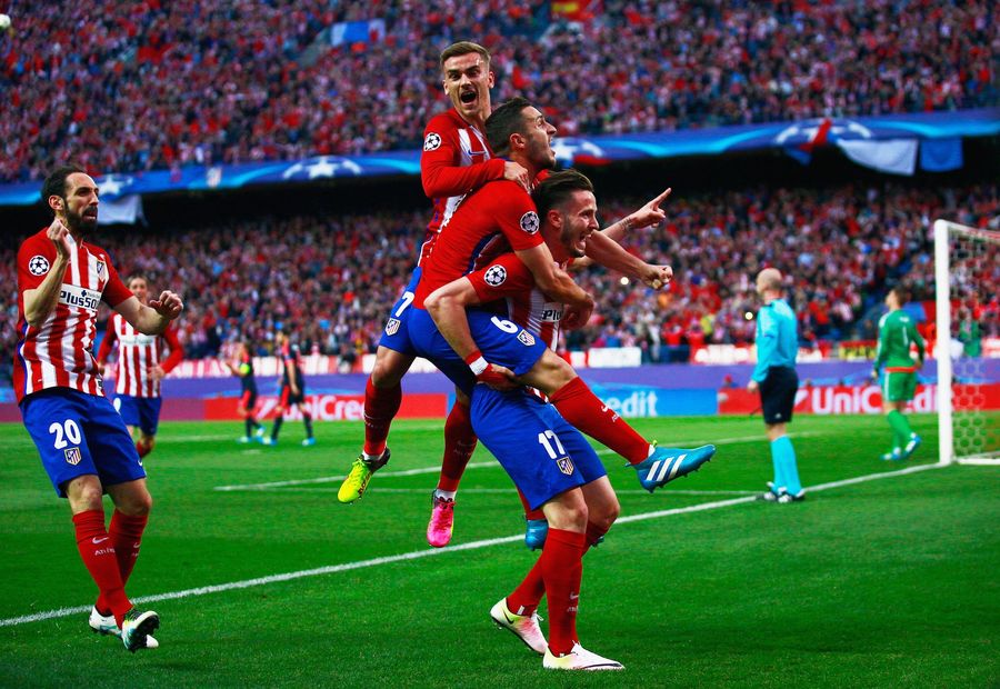 Saúl Ñíguez Dances Through Bayern Defense, Gives Atlético 1-0 Lead