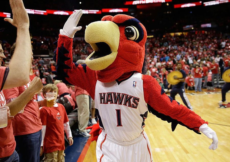 Harry The Hawk Crotched Himself