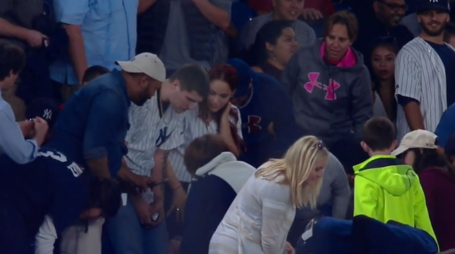 Yankees Fan Proposes Live On Scoreboard, Loses Ring