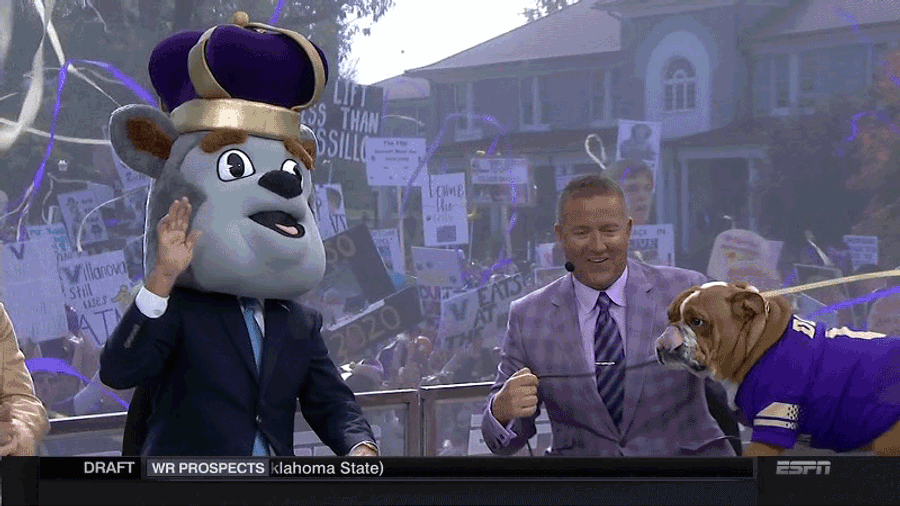 Dog Wants Nothing To Do With Lee Corso