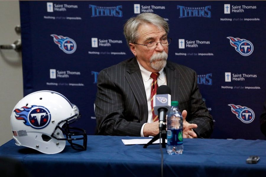 Titans Trade First Overall Pick To Rams For A Buttload Of Picks