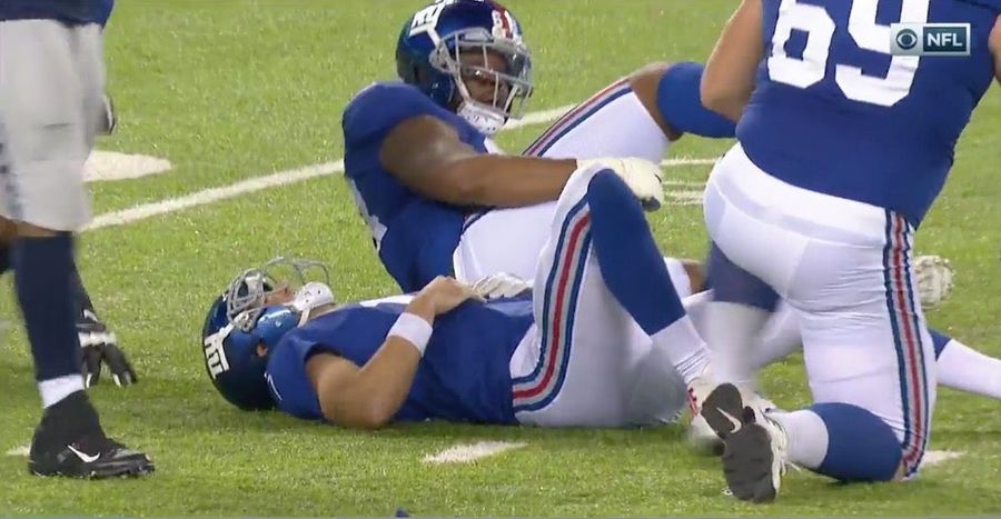 Bad Quarterback Performance Of The Week: Eli Manning Is Old And Alone