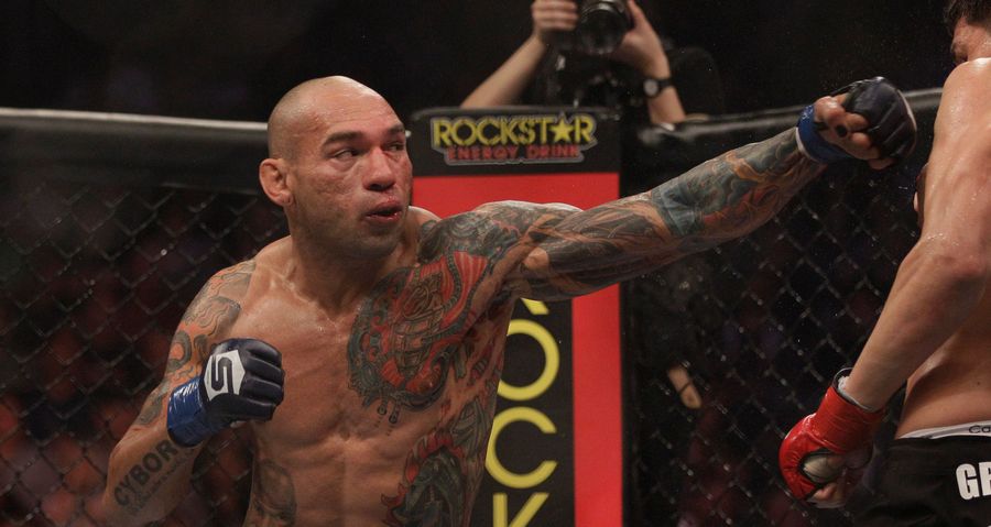 MMA Fighter Evangelista Santos Suffers Gruesome Skull Fracture