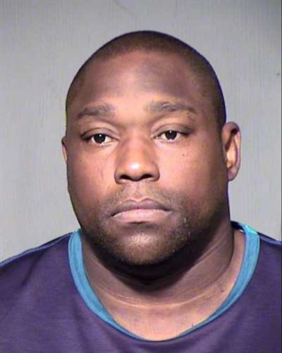 Cops: Warren Sapp Arrested For Soliciting Prostitute, Assault [UPDATE]