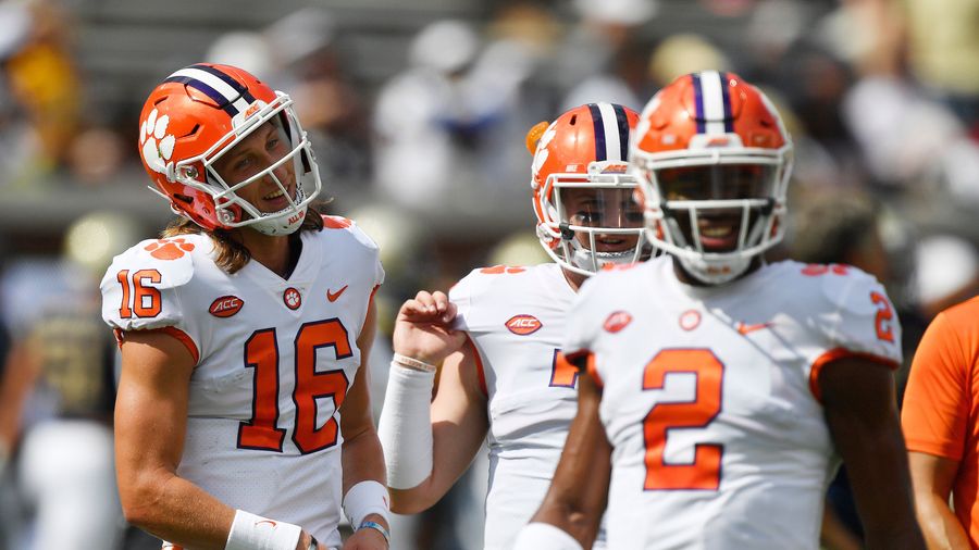 Kelly Bryant Decides To Transfer From Clemson, Calls Benching "A Slap In The Face"