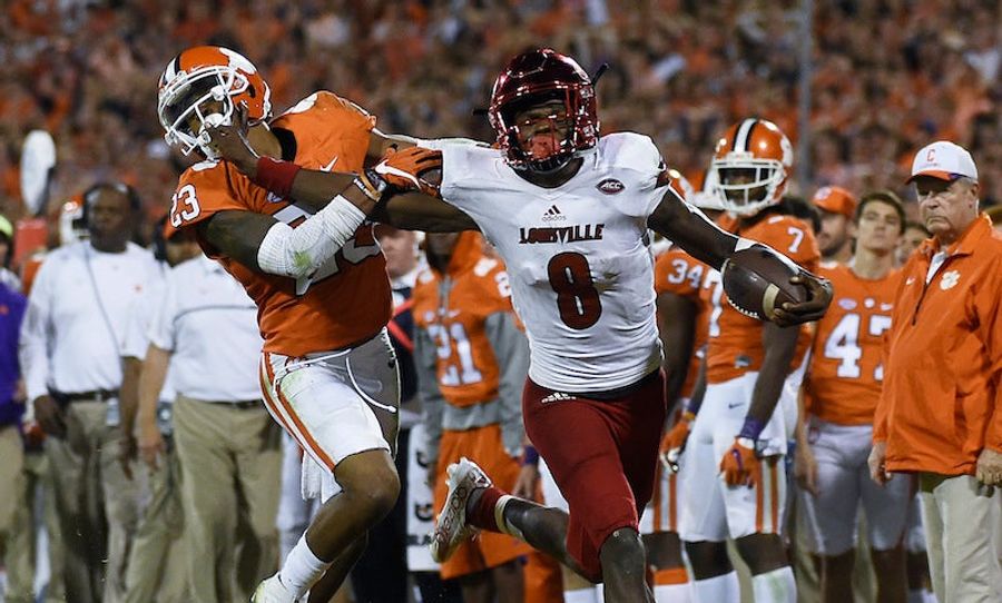 Lamar Jackson Got Choked, Lost, And Still Had An Amazing Game