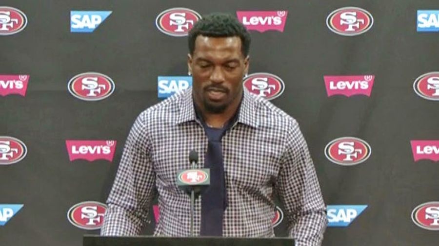 What&#39;s Going On With This Tie, Patrick?