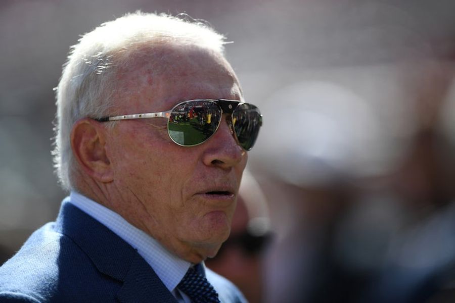 Jerry Jones The Owner Might Want To Have A Word With Jerry Jones The GM